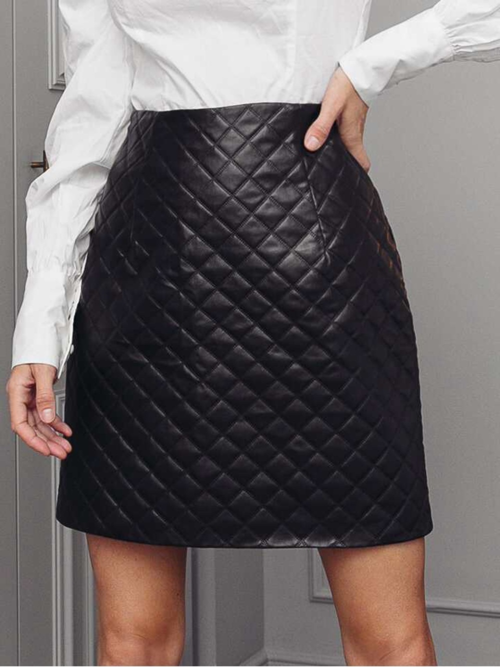 Aritzia Sunday Best Faux Leather Mini Skirt